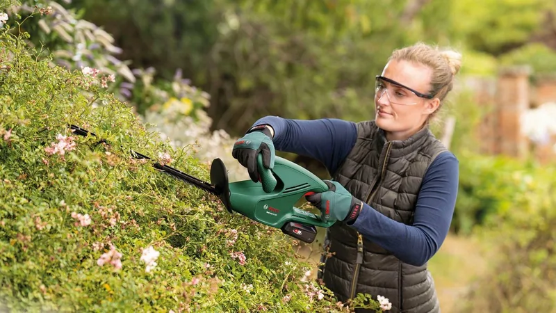 EasyHedgeCut 18V-52-13 Accu heggenschaar - Met 18 V accu en lader van Bosch – productafbeelding 5 van 5