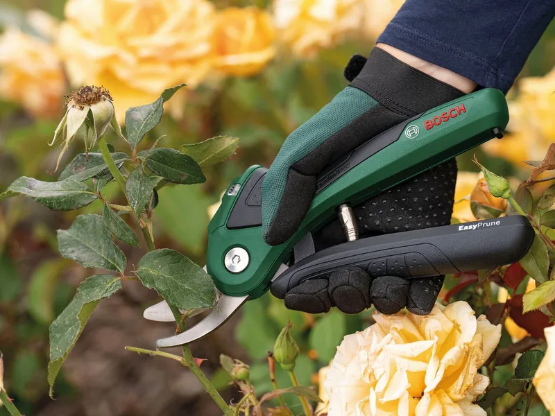 EasyPrune Accu snoeischaar - Met 3.6 V accu en USB lader by Bosch Home & Garden – product image 2 of 5
