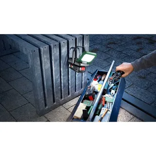 EasySpotLight 18V-400 Akku-LED-Arbeitsleuchte 06039A1200 van Bosch – productafbeelding 6 van 6