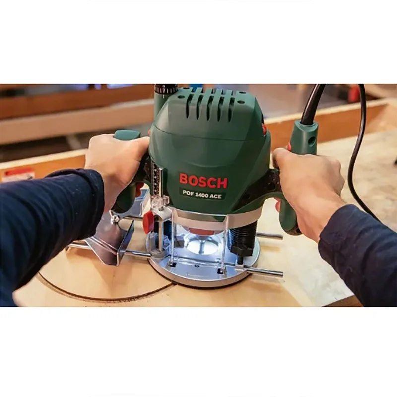 POF 1400 ACE Bovenfrees - op snoer - 650 W van Bosch, Groen – productafbeelding 4 van 5
