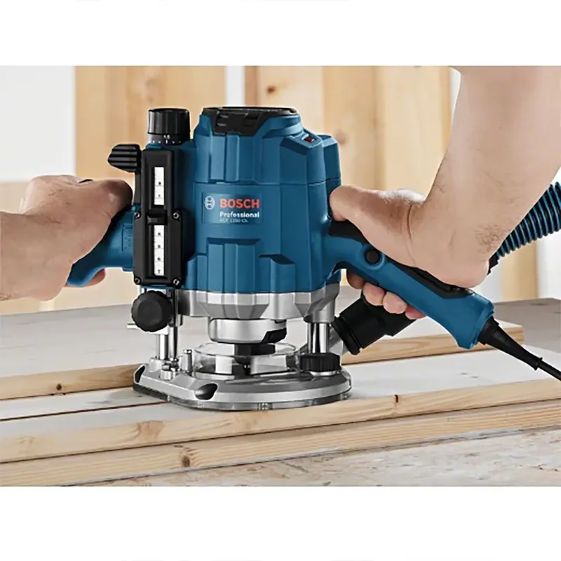 Professional GOF 1250 CE Bovenfrees - 1250 Watt - Met L-BOXX van Bosch, Blauw – productafbeelding 5 van 5