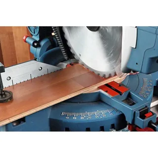 Professional GTM 12 JL Afkortzaag - 1800 W - Ø 305 mm van Bosch – productafbeelding 4 van 4