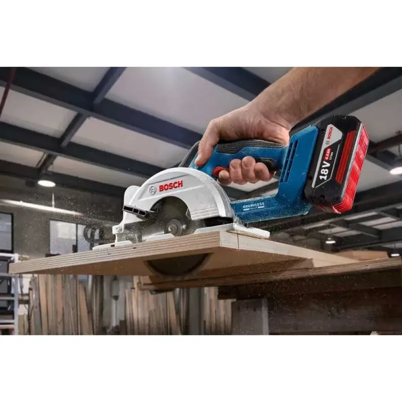 Professional PRO GKS 18V-51 Accu cirkelzaag 140 mm - 06019M3120 van Bosch – productafbeelding 4 van 6