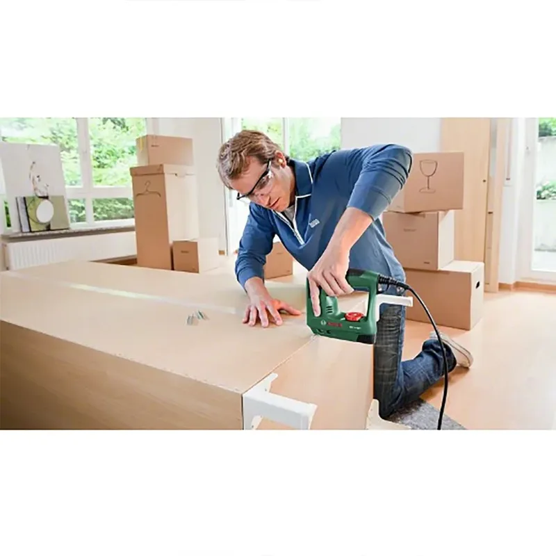PTK 14 EDT Tacker - op snoer - 50 W van Bosch – productafbeelding 3 van 6