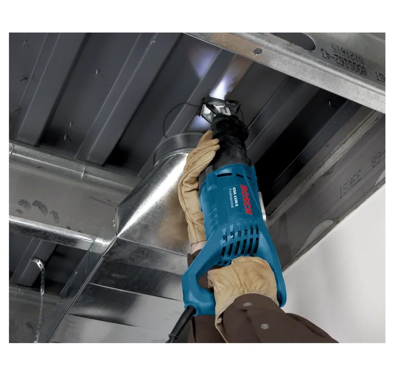 Säbelsäge GSA 1100 E Professional Säbelsäge, Reciprosäge im by Bosch – product image 2 of 5