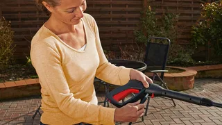 Tuinapparatuur - Hogedrukreiniger 1100 W, 100 bar 06008A7E01 van Bosch – productafbeelding 3 van 4