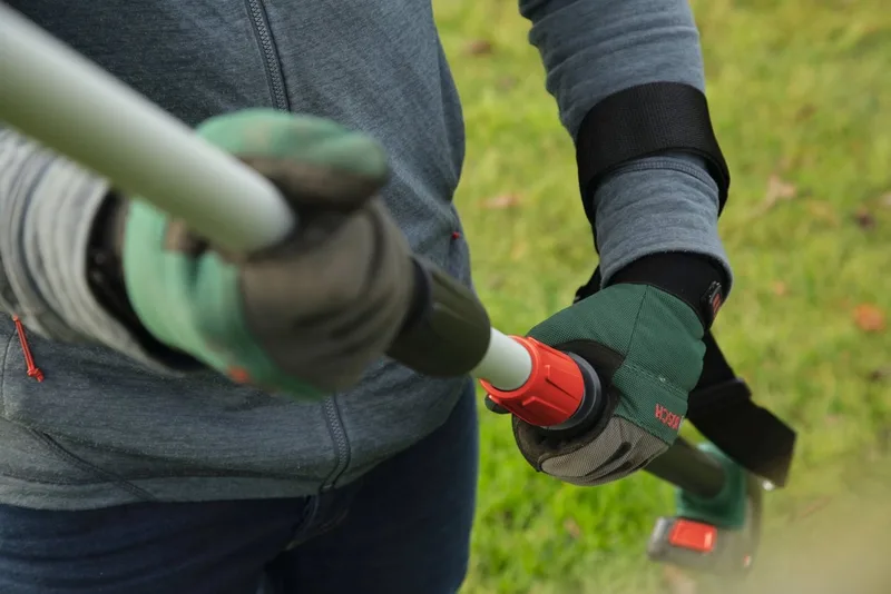 Diy Universalchainpole 18 Elektrische Astsäge von Bosch Home & Garden – Produktbild 4 von 5