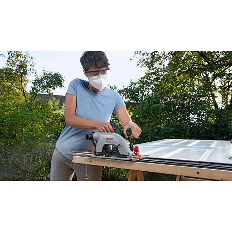 UniversalCirc 18V-53 Accu cirkelzaag - Met 18V accu & lader - Zaagblad 160 mm van Bosch – productafbeelding 3 van 6