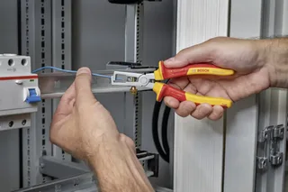 VDE-Universal-Abisolierzange 160 mm de Bosch – image du produit 2 sur 2