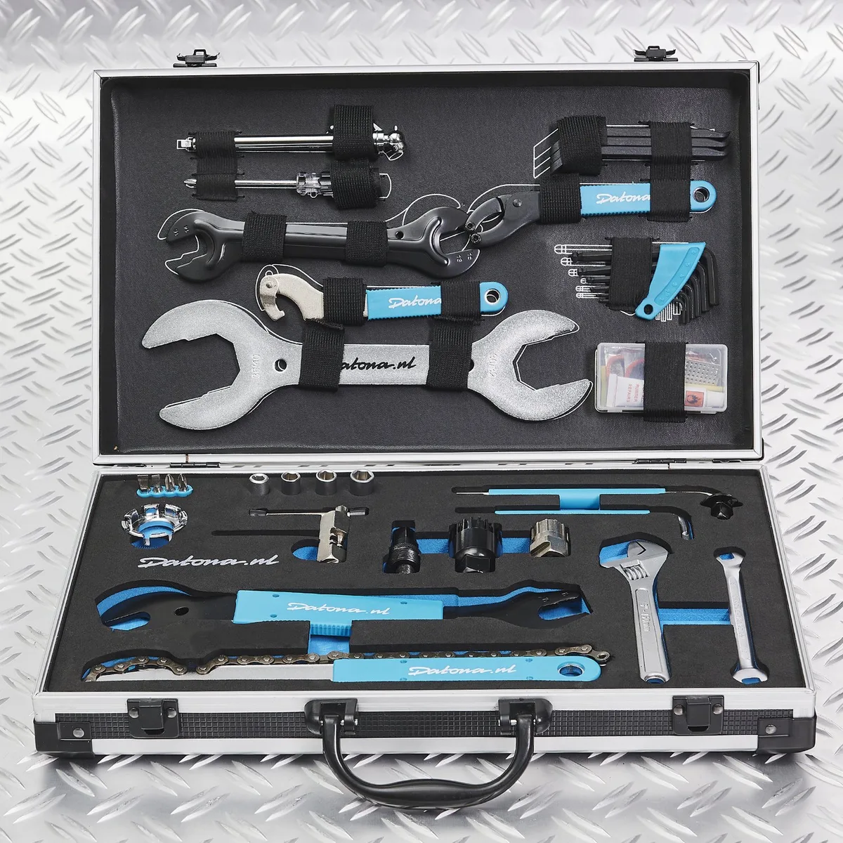 Datona® 21-delige Fietsgereedschap Set – Complete Gereedschapskoffer voor Mountainbike en Racefiets – Inclusief Pedaalsleutel, Kettingpons en Spaakspanner – Afmetingen 42x7x25 cm de Datona – image du produit