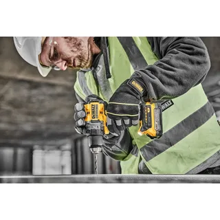 DCD800P2T Serie - Accu Schroevendraaier - 18V - 2x5,0Ah - Borstelloos van DEWALT, Geel, Zwart – productafbeelding 5 van 6