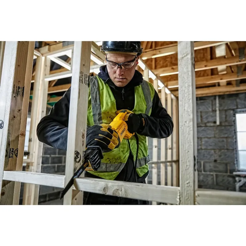 DWE305PK 1100 Watt Reciprozaag by DEWALT – product image 2 of 4