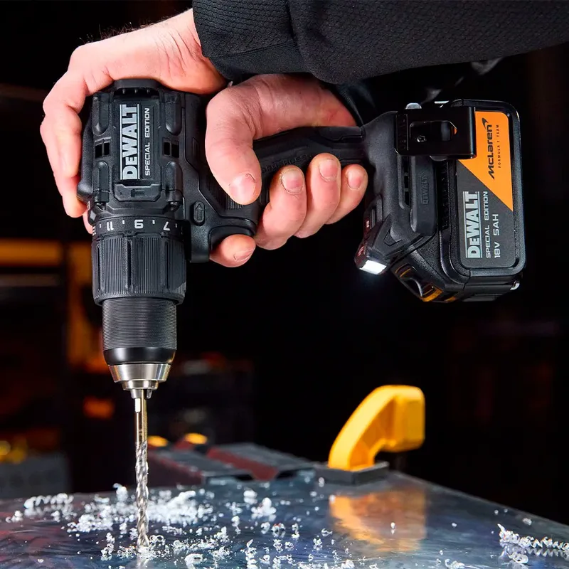 Mclaren Xr 18v Kit Boorhamer by DEWALT – product image 2 of 4