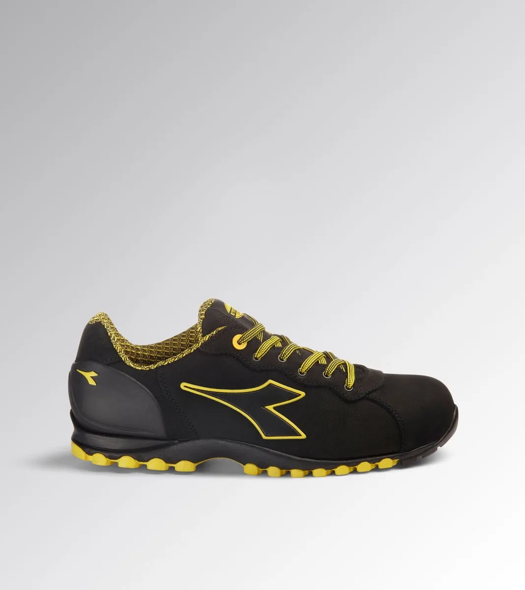 BEAT DA2 LOW S3S FO SR black de Diadora Utility, Noir, 45 – image du produit