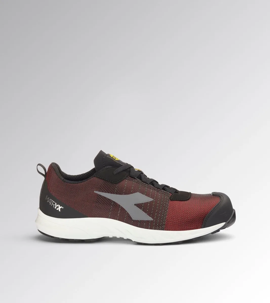 FLY LT MTX LOW S1PL FO SR SC red/white de Diadora Utility, Rouge, Blanc, 40 – image du produit