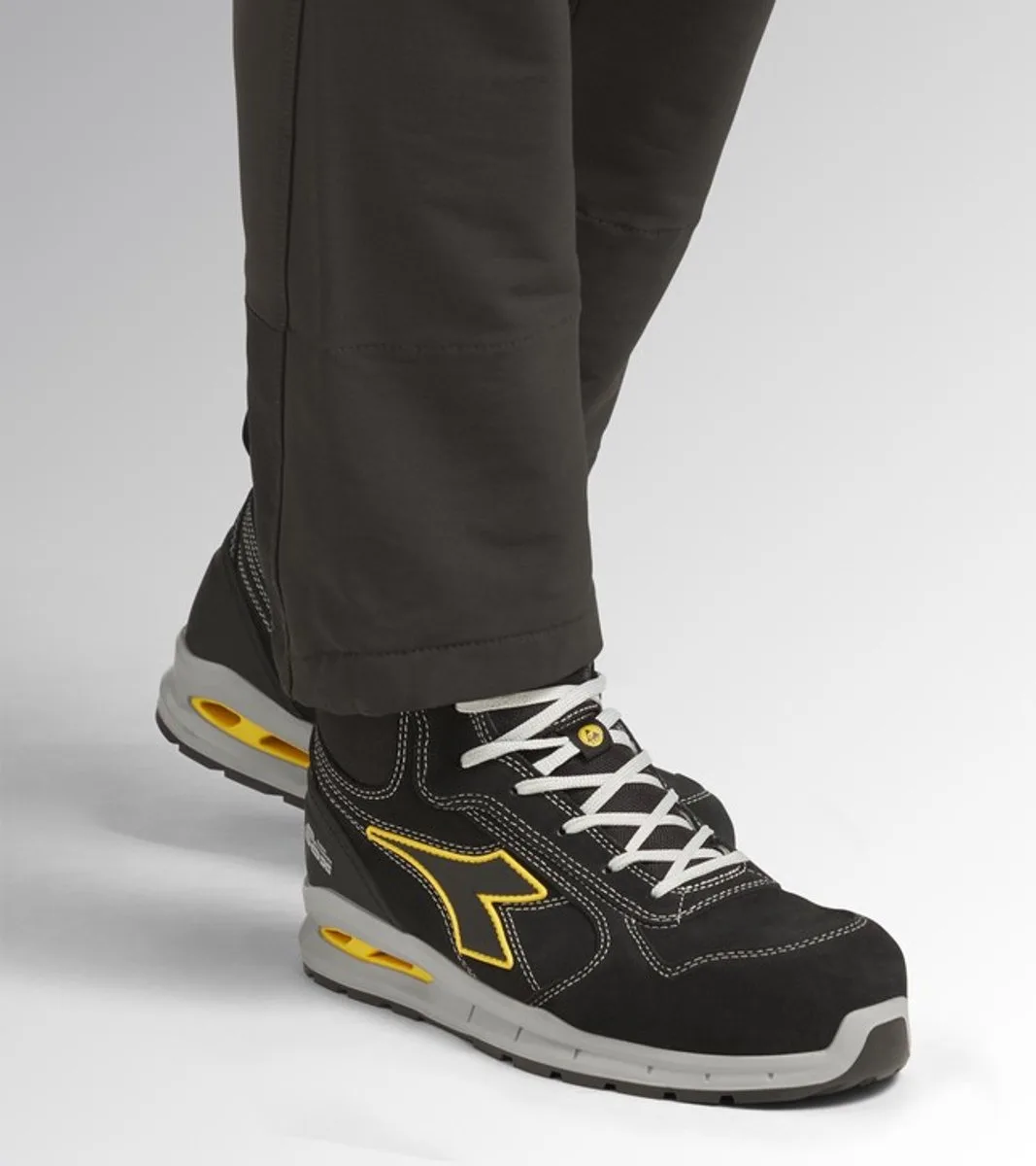 Run Net Airbox | Hoge Werkschoen S3 by Diadora Utility, Black – product image
