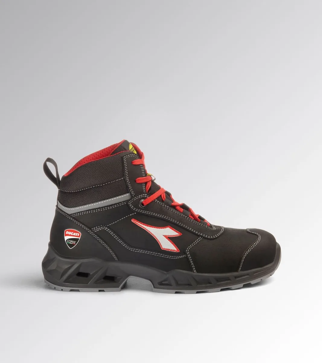 SHARK ENGINE MID S3S FO SR BLACK/RED de Diadora Utility, Noir, Rouge, 44 – image du produit