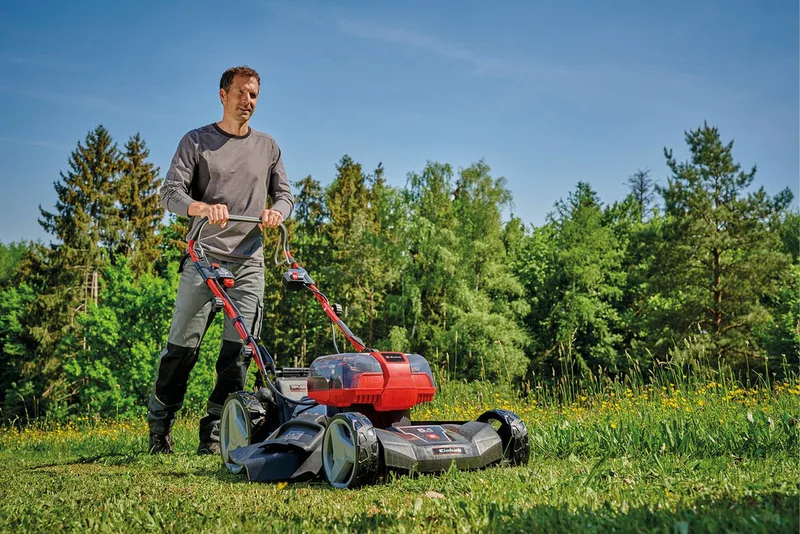 Accu Grasmaaier GP-CM 36/47 S HW Li Kit - Power X-Change - 36 V/Li-ion - Maaibreedte: 47 cm - Aanbevolen gazonoppervlakte: tot 700 m² - Zelfrijdend - Mulching functie - Incl. 4x 4,0 Ah accu en 2x Twincharger by Einhell – product image 4 of 4