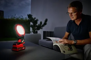 Einhell 2320120 GC-OL 18/1500 Li-Solo Lampe de travail 1500 lm 0.46 kg de Einhell, Rouge – image du produit 2 sur 5