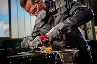 Akku-Winkelschleifer AXXIO 18/125, max. 8500 U/min, Power X-Change, 125 mm, ohne Akku & Ladegerät von Einhell, Rot, Schwarz – Produktbild 2 von 5
