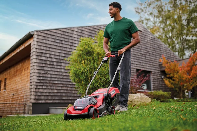 Akkurasenmäher GE-CM 18/30-1 Li BL-Solo, 30 cm Schnittbreite, ohne Akku und Ladegerät de Einhell, Rouge, Noir – image du produit 4 sur 5
