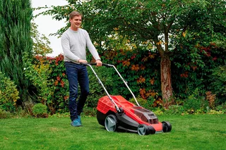 Akkurasenmäher GE-CM 36/43 Li M (2x4,0Ah), 43 cm Schnittbreite, 2x4,0Ah von Einhell, Rot, Schwarz – Produktbild 4 von 4