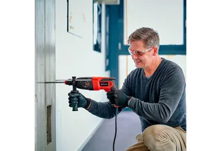 Bohrhammer TC-RH 620 4F Kit, 230 V, inkl. Koffer für universelle Aufbewahrung von Werkzeug und Zubehör de Einhell, Rouge, Noir – image du produit 2 sur 5