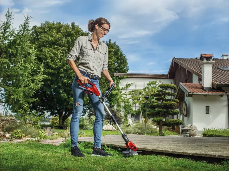 GE-CT 18 Li (1x 2,5Ah) Akku-Rasentrimmer Akku Akku-Rasentrimmer inkl. Ladegerät, inkl. Akku 18 V 2.5 Ah Schnittbreite (max.): 24 cm van Einhell – productafbeelding 2 van 5