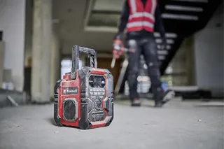 TE-CR 18 Li DAB+/FM/BT - Solo Baustellenradio (Digitalradio (DAB), FM-Tuner mit RDS, 10 W, ohne Akku) de Einhell, Rouge, Noir – image du produit 2 sur 2