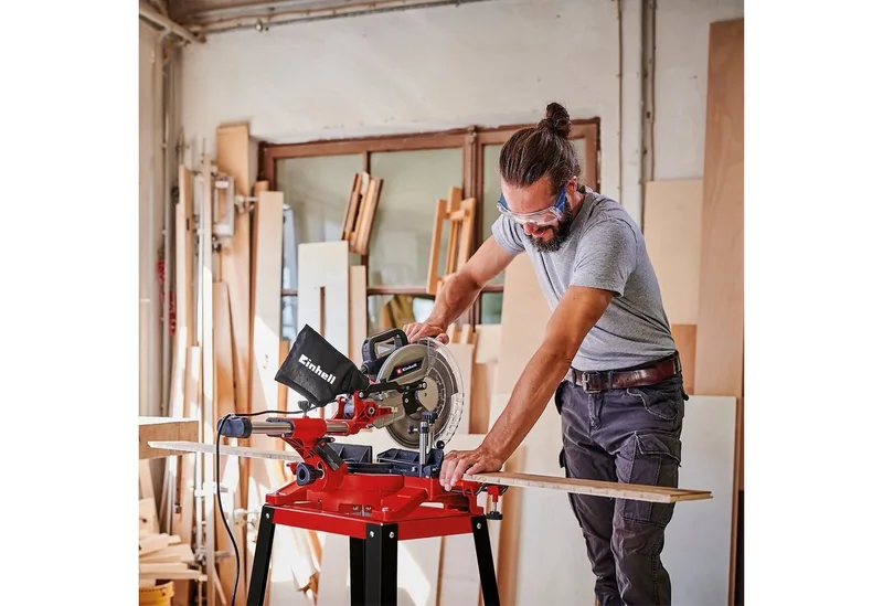 Zug-, Kapp- und Gehrungssäge TC-SM 2531/2 U, 2-St. van Einhell, Rood, Zwart – productafbeelding 2 van 5