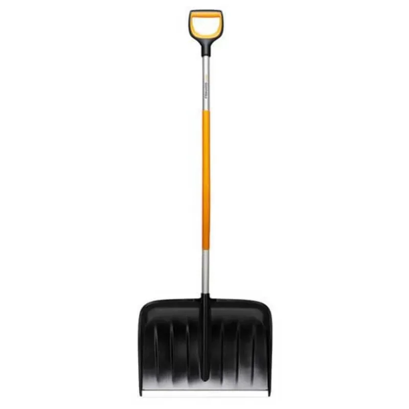 Pelle à Neige X-series Curved Pusher van Fiskars – productafbeelding 2 van 5