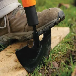 Quikfit Rasentrimmer de Fiskars – image du produit 3 sur 3