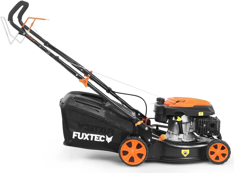 FX-RM4346 Benzine Grasmaaier – 3-in-1 – 43 cm – Zelfrijdend met Achterwielaandrijving – Mulchfunctie & 40L Opvangbak – Big Wheels by FUXTEC – product image 1 of 5