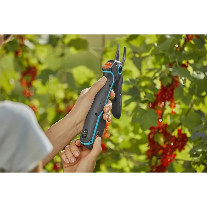 AssistCut - snoeischaar - elektrisch - draadloos von Gardena – Produktbild 4 von 5