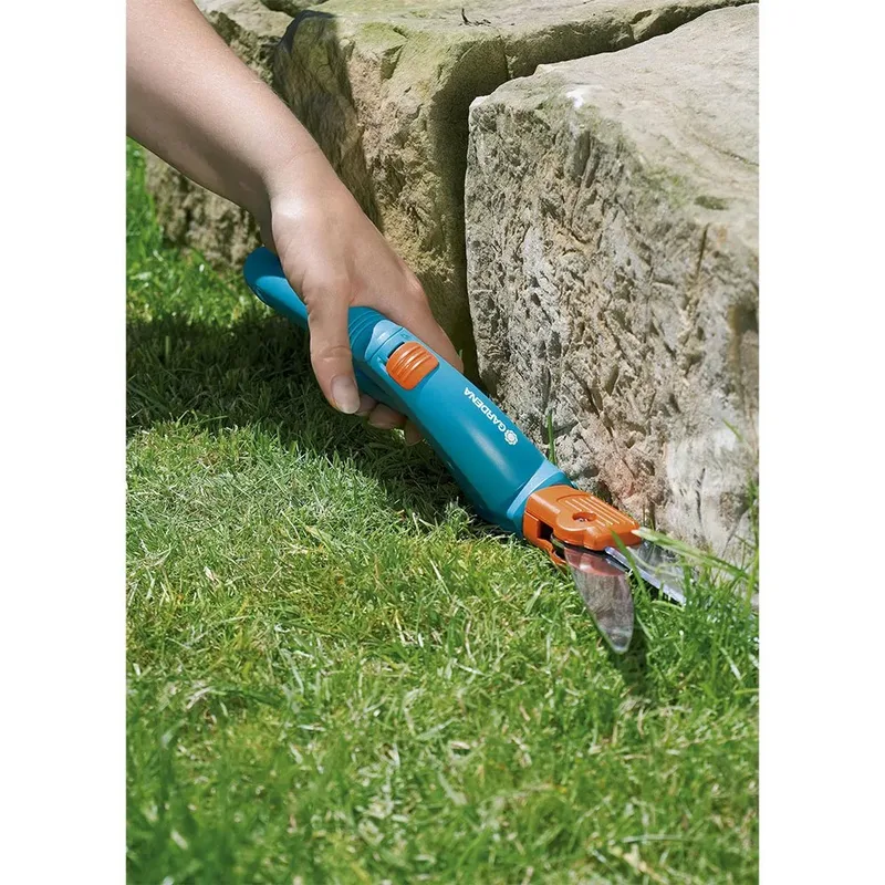 Classic Grasschaar - Draaibaar 360° van Gardena – productafbeelding 3 van 3