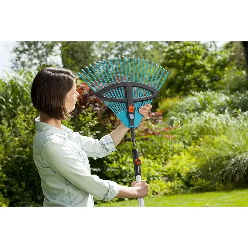 Combisystem Bladhark Hark - Zonder steel - Werkbreedte verstelbaar van 35 tot 52 cm van Gardena – productafbeelding 4 van 5