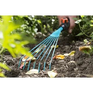 combisystem Wire Hand Rake de Gardena – image du produit 2 sur 3