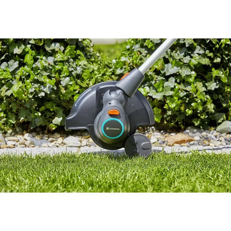 Trimmer ComfortCut 550/28 Grastrimmer - 550 W - Draaibare kop van Gardena – productafbeelding 3 van 4