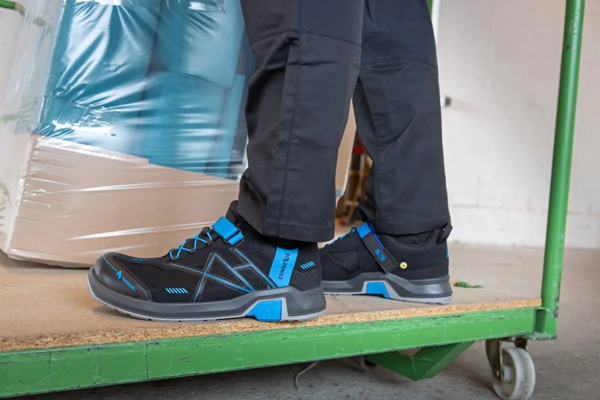 Veiligheidsschoenen CONNEXIS Safety T S1 laag by Haix, Zwart-blauw – product image