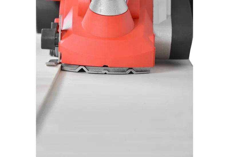 Elektrohobel 1790 mit 900 Watt, Hobelbreite: 82 in mm, mit Staubbeutel, Parallelanschlag, 1,9m Netzkabel van Hecht, Rood – productafbeelding 5 van 5