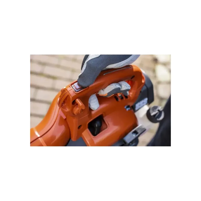 HUSQVARNA 125B Benzin-Laubbläser von Husqvarna – Produktbild 4 von 4