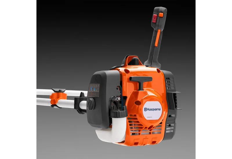 129R Benzine Bosmaaier - 27,6cc X-Torq® Motor, 43cm Snijbreedte, Stierhoorngreep incl. Grasmes & Draagriem van Husqvarna – productafbeelding 2 van 5