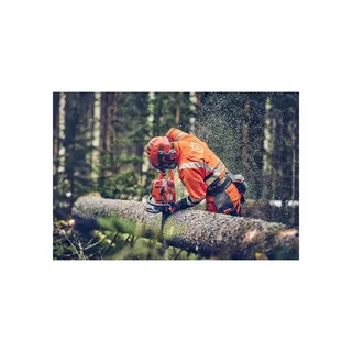 Husqvarna 560 XP® G Mark II - Benzin-Motorsäge by Husqvarna – product image 4 of 4