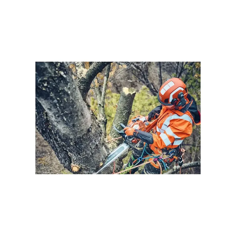 Husqvarna 560 XP® G Mark II - Benzin-Motorsäge by Husqvarna – product image 3 of 4