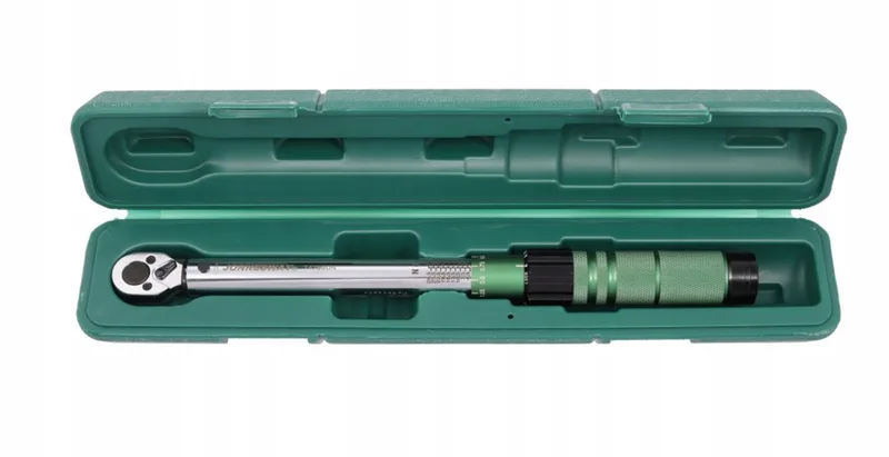 Momentsleutel 1/4" 4,5-30Nm T47030N von Jonnesway – Produktbild