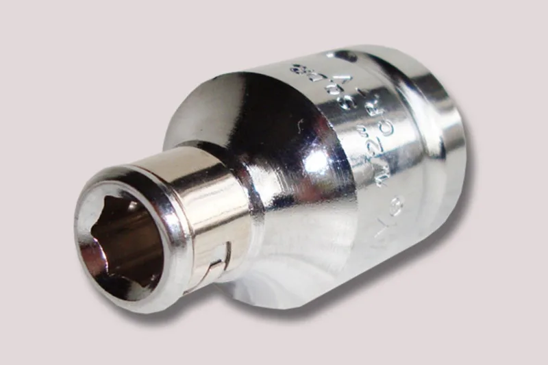 S44H4206A - Bit-adapter - 1/2" aansluiting naar 1/4" hex opname - 35 mm lengte - Chroom-vanadium staal de Jonnesway – image du produit