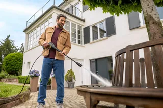 K 2 Premium Horizontal VPS Hogedrukreiniger - 110 bar - 360 l/u - 20 m²/u - Geschikt voor oa. fietsen - tuingereedschap - tuinset - kleine terrassen - en balkon fra Kärcher – produktbillede 2 af 5