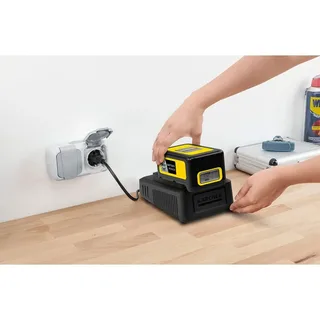 Starter Kit Accu 36/25 (36 V/2,5 Ah/snellader) van Kärcher – productafbeelding 2 van 3