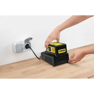 Home & Garden 2.445-063.0 Battery Power 18/50 Accu en acculader voor gereedschap 18 V 5 Ah Li-ion van Kärcher, Geel, Zwart – productafbeelding 2 van 2