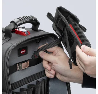 Knipex 00 19 50 LE Sacoche à outils non équipée (l x H x P) 135 x 190 x 40 mm de Knipex, Noir, Rouge – image du produit 3 sur 5